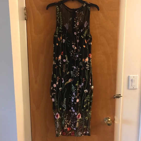 Black floral dress - Picture 1 of 1